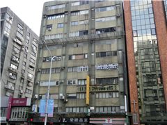 鄰近杭州雅緻園社區推薦-自由大樓，位於台北市中正區
